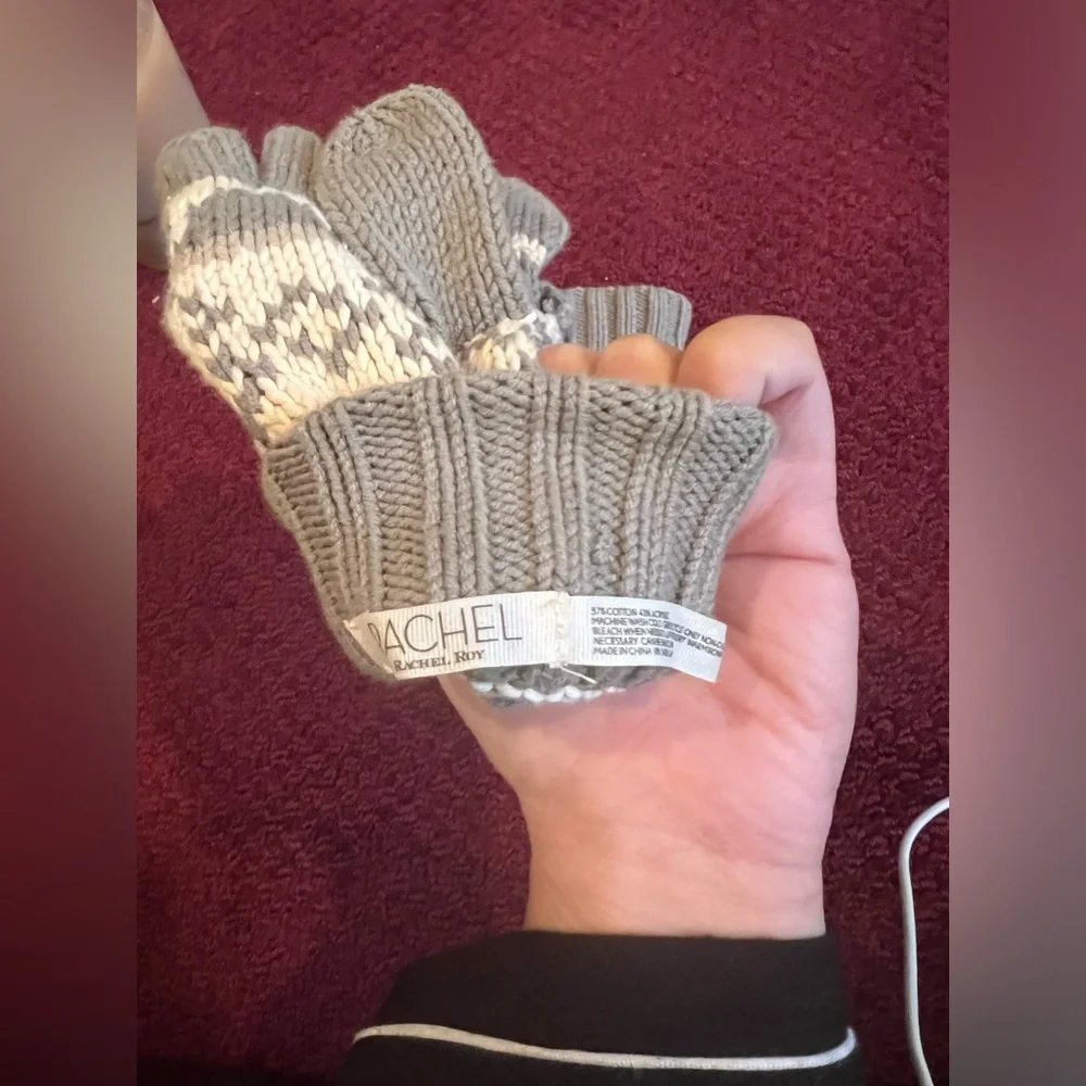 RACHEL RACHEL ROY gloves NWOT FINGERLESS GLOVES/MITTENS  GRAY AND WHITE